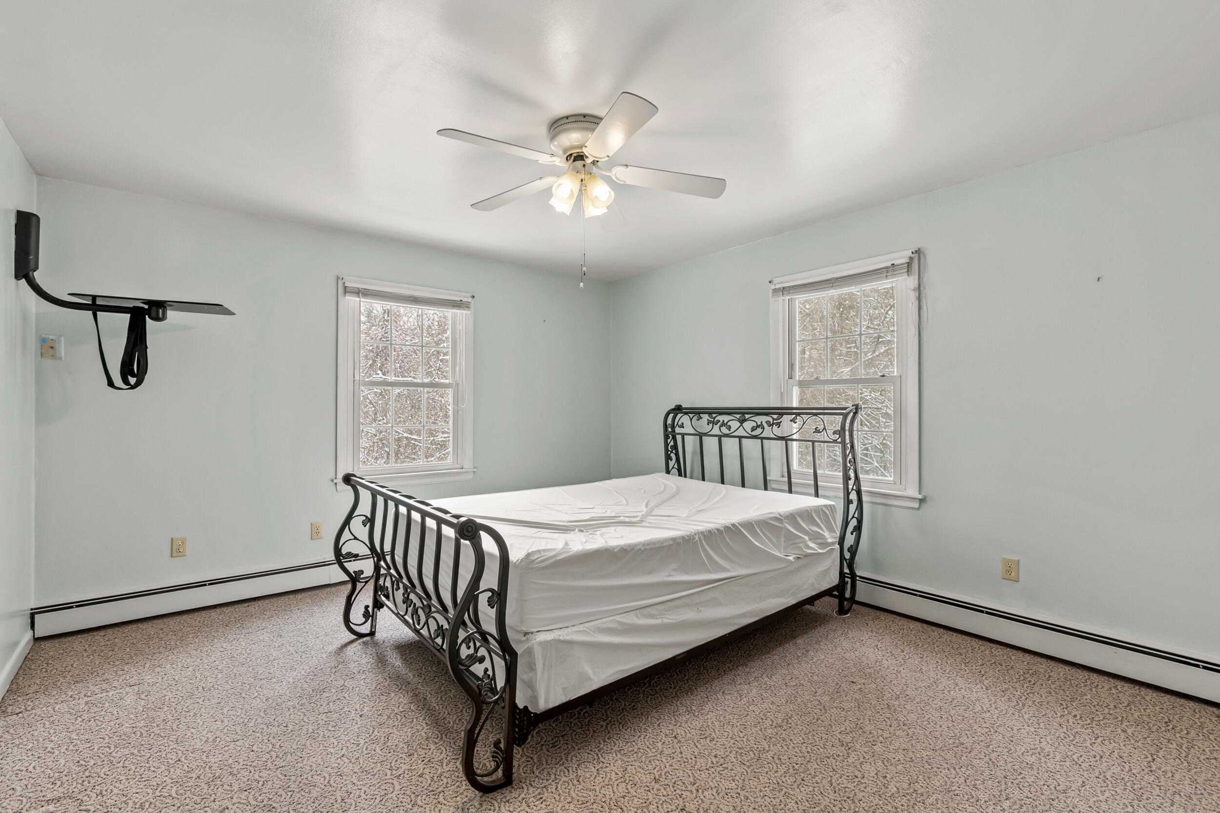 628 Main Street Lewiston, ME 04240 - Photo 5 of 17 Bedroom 1