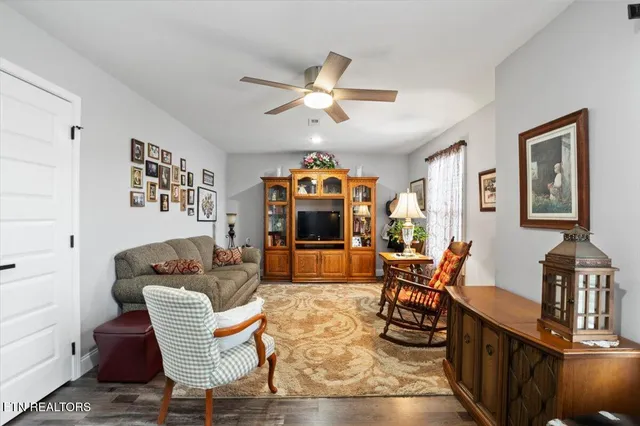 $392,000 | 1187 Martin Lane, La Follette, TN 37766