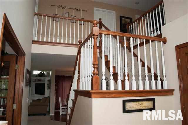 5142 White Post Road Bettendorf, IA 52722 - Photo 8 of 17