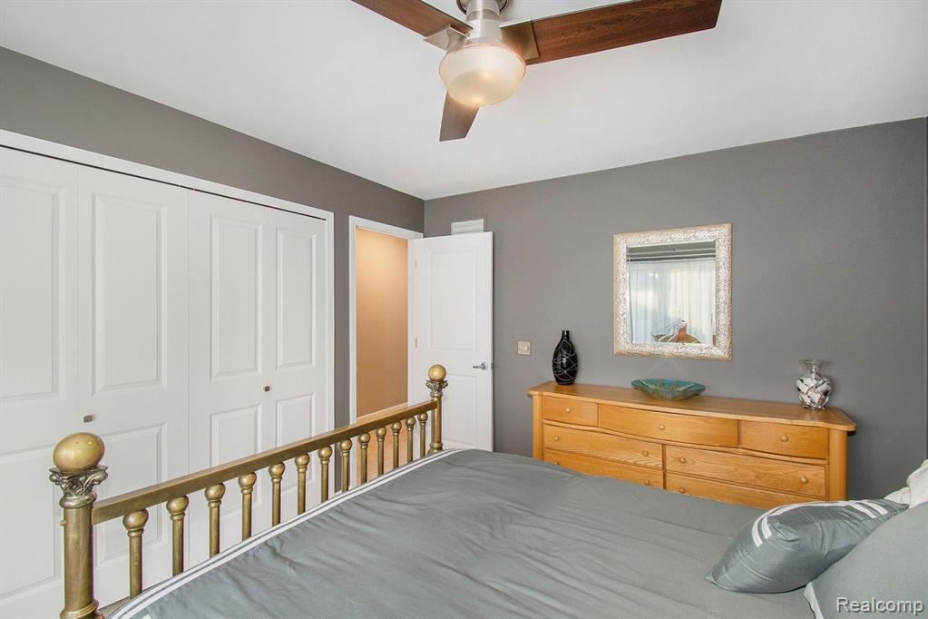 2191 London Bridge Drive Rochester Hills, MI 48307 - Photo 17 of 31