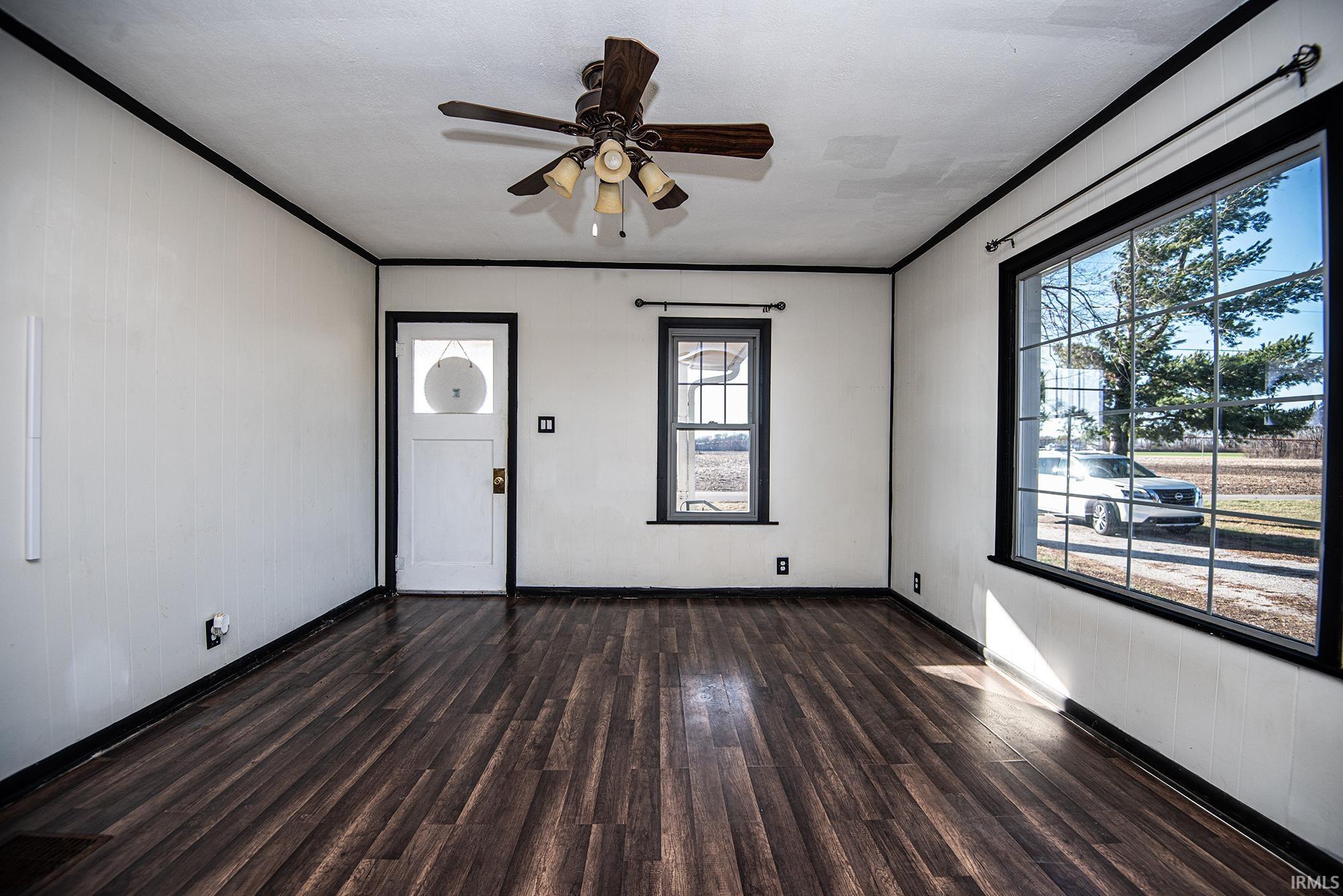 2320 South Henderson Road Vincennes, IN 47591 - Photo 5 of 26