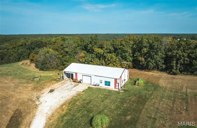 $375,000 | 15264 Spring Creek Road, Green Castle, MO 63544
