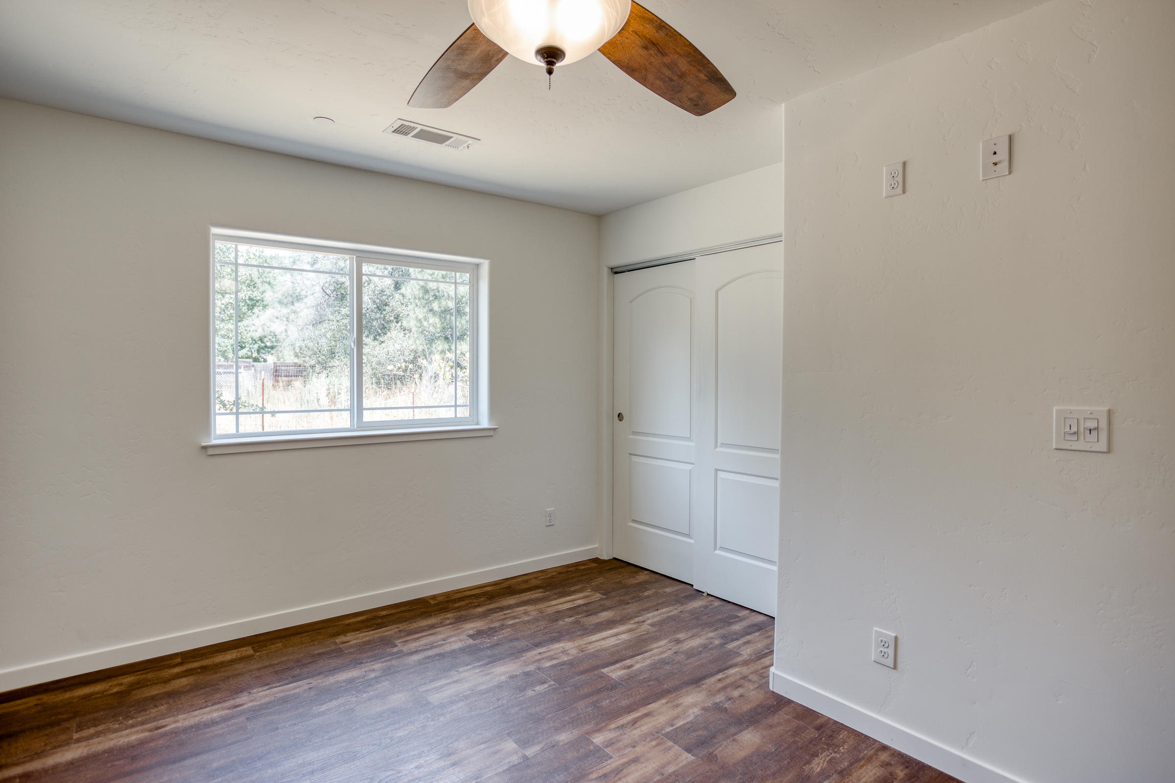 17743 Walker Mine Road Redding, CA 96003 - Photo 6 of 16 6