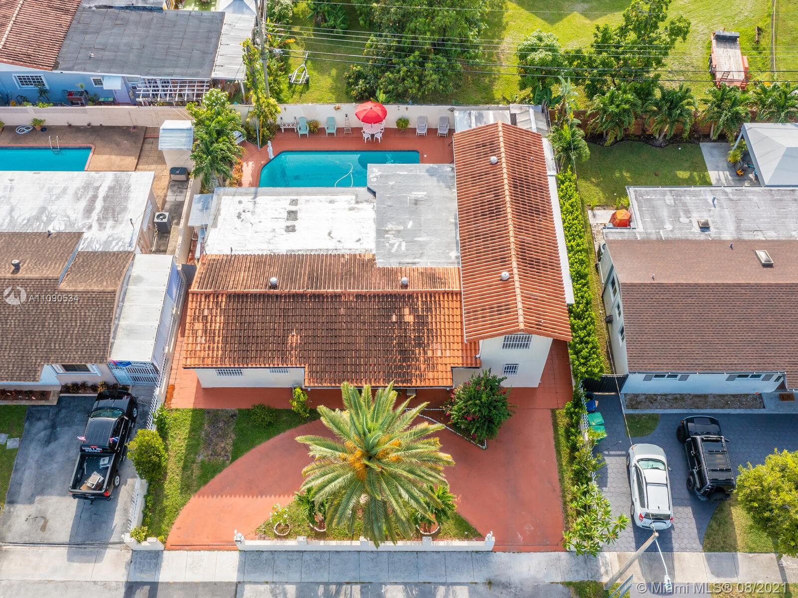2820 Southwest 95th Avenue Miami, FL 33165 - Photo 11 of 100