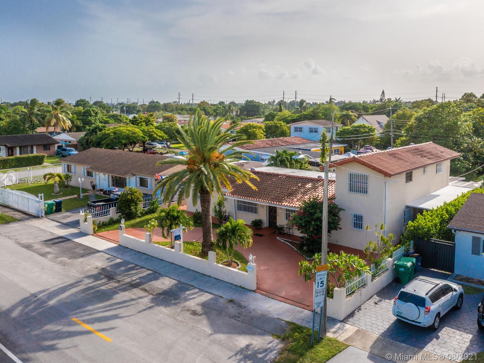 2820 Southwest 95th Avenue Miami, FL 33165 - Photo 3 of 100 an aerial view of multiple house