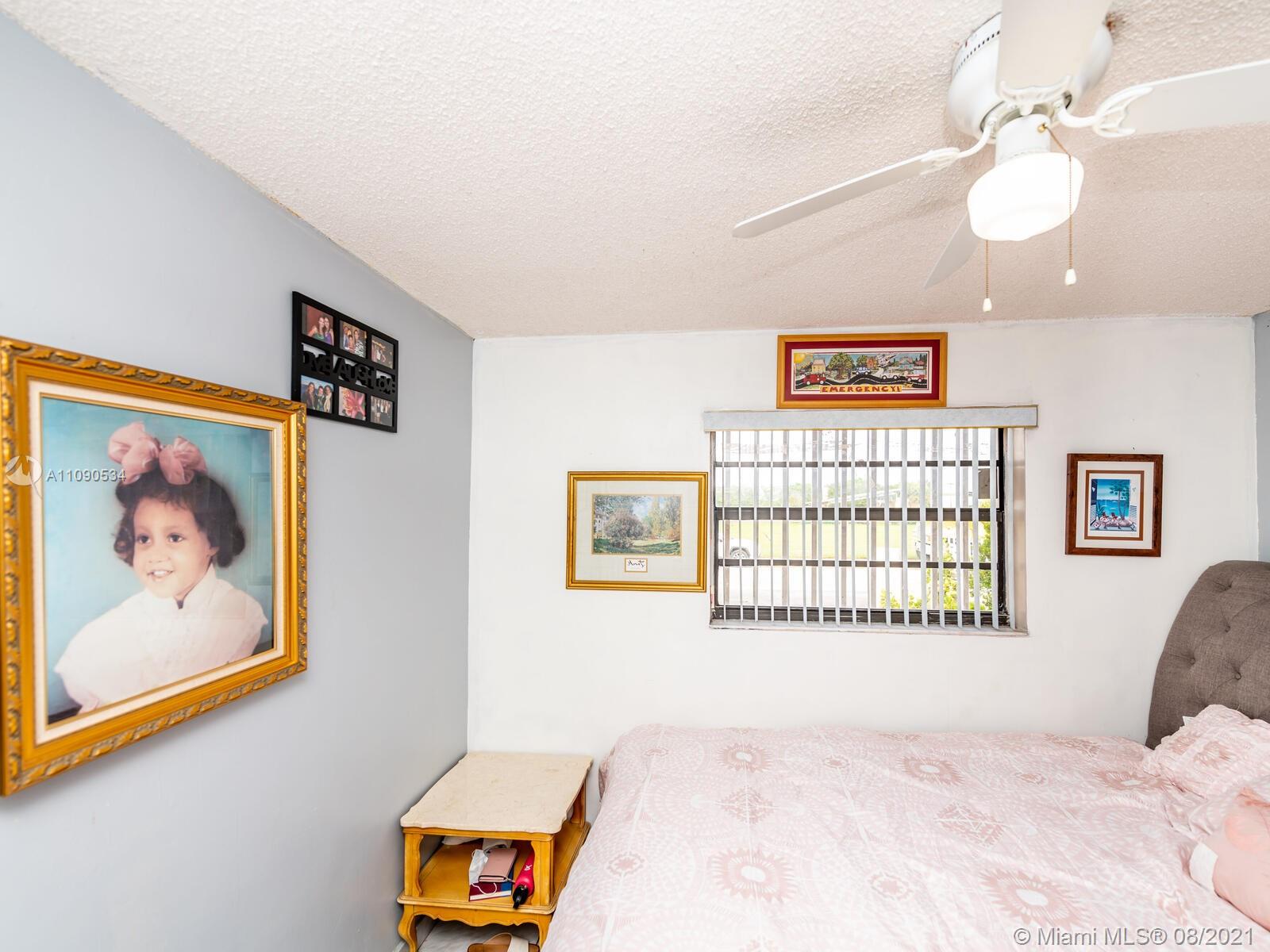 2820 Southwest 95th Avenue Miami, FL 33165 - Photo 48 of 100