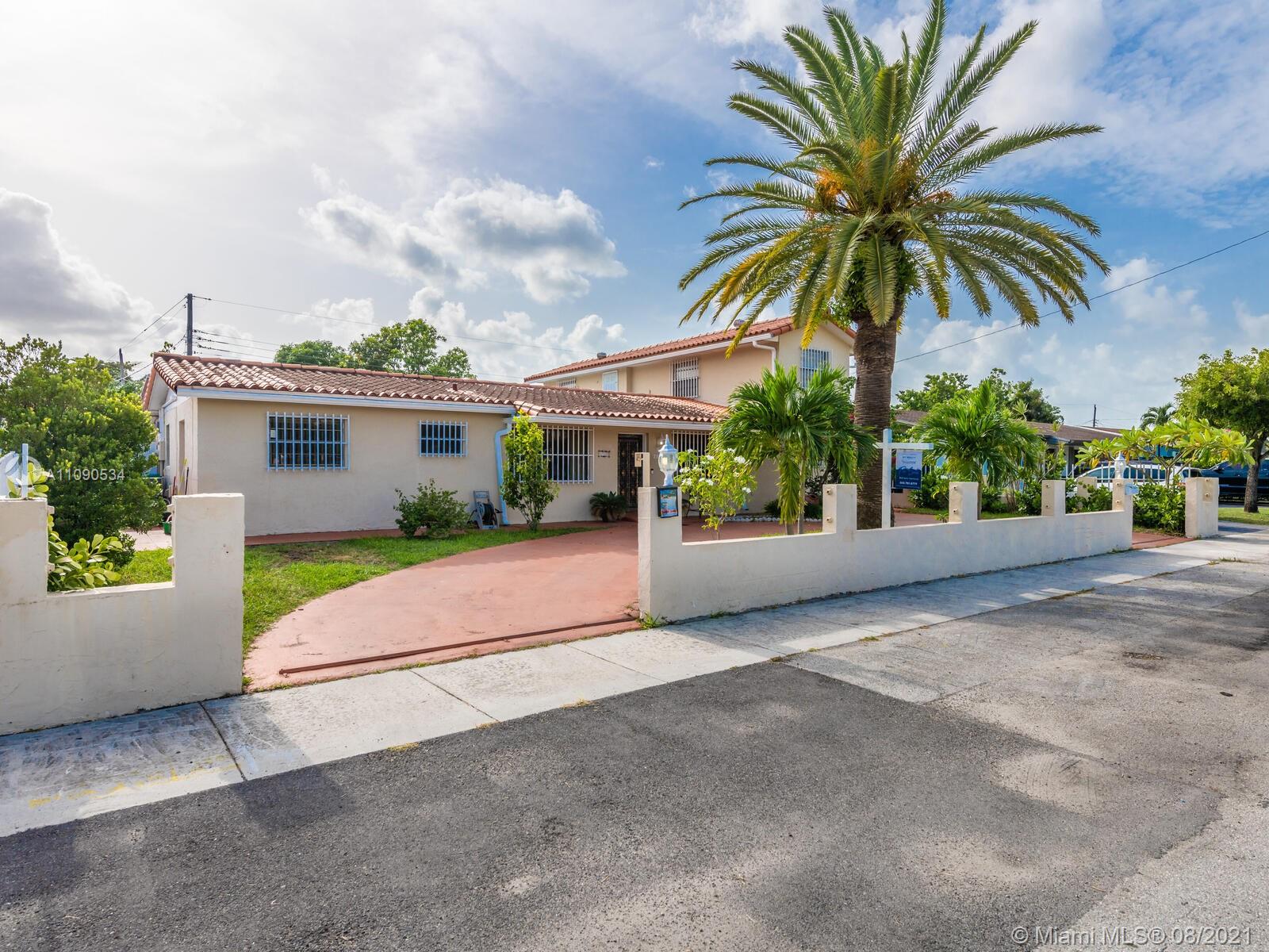 2820 Southwest 95th Avenue Miami, FL 33165 - Photo 6 of 100