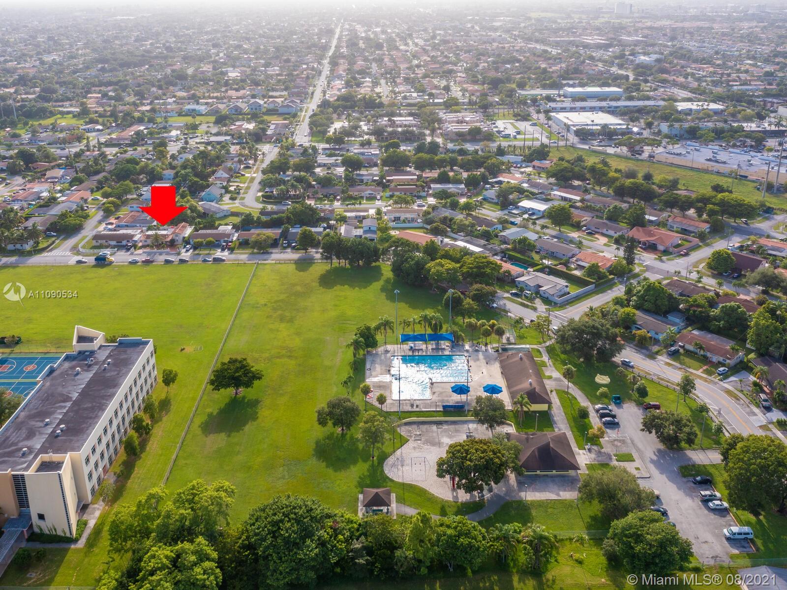 2820 Southwest 95th Avenue Miami, FL 33165 - Photo 76 of 100 an aerial view of residential houses with outdoor space