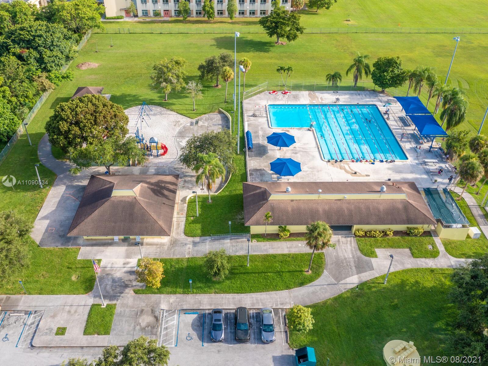 2820 Southwest 95th Avenue Miami, FL 33165 - Photo 78 of 100