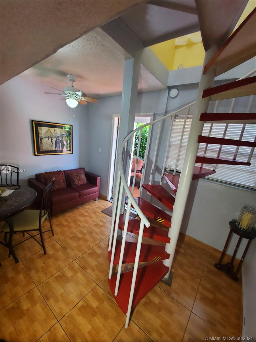 2820 Southwest 95th Avenue Miami, FL 33165 - Photo 82 of 100