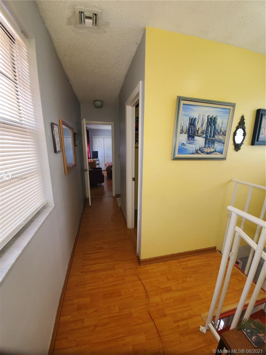 2820 Southwest 95th Avenue Miami, FL 33165 - Photo 92 of 100