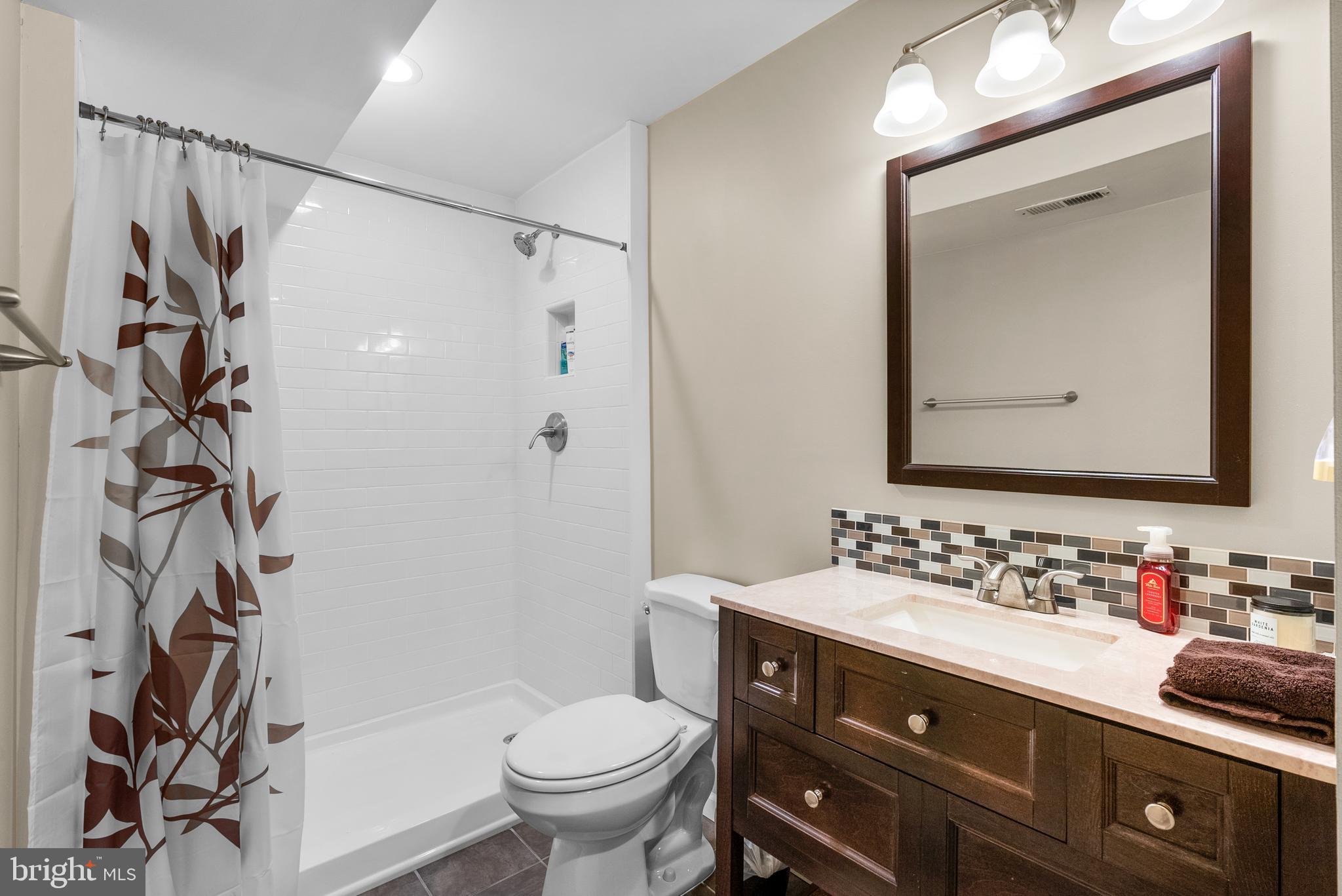 15426 Conrad Spring Road Boyds, MD 20841 - Photo 50 of 73 Basement full bath