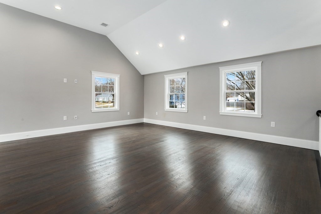 10 Olde Towne Road Lynnfield, MA 01940 - Photo 11 of 32