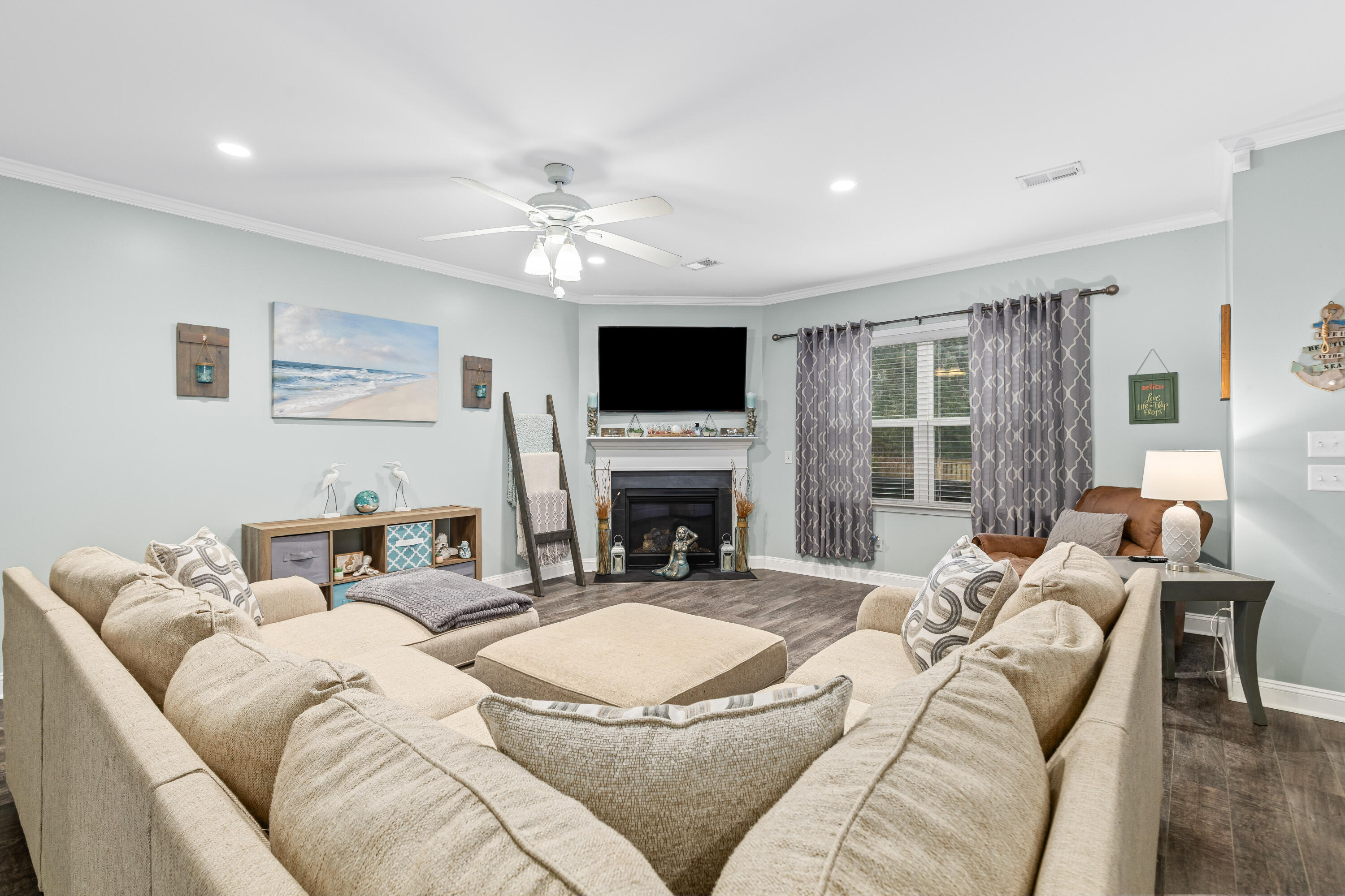 2017 Elvington Road Johns Island, SC 29455 - Photo 18 of 58 Family Room