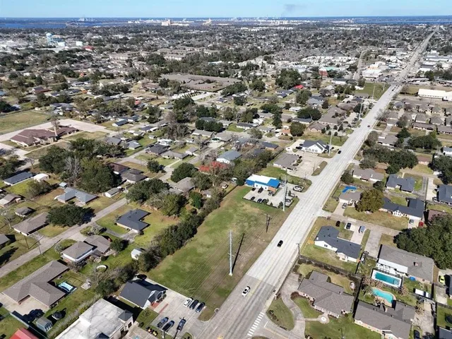 $575,000 | 0 Lake Street, Lake Charles, LA 70605