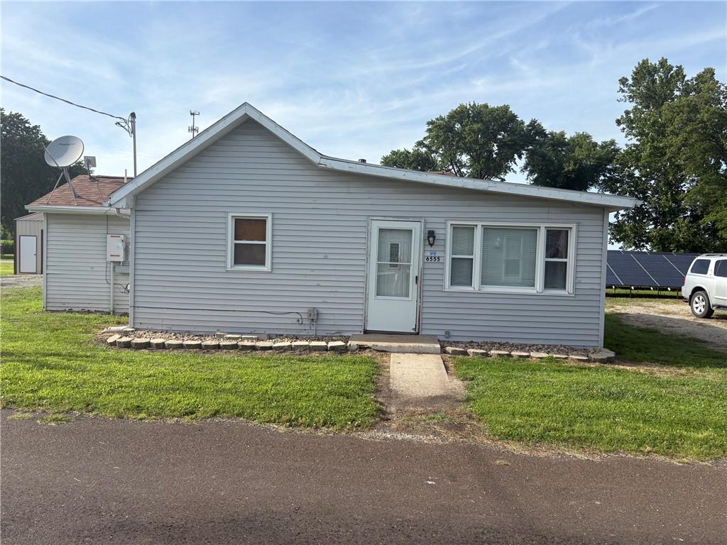 6555 George Street St. Joseph, MO 64504 - Photo 1 of 16