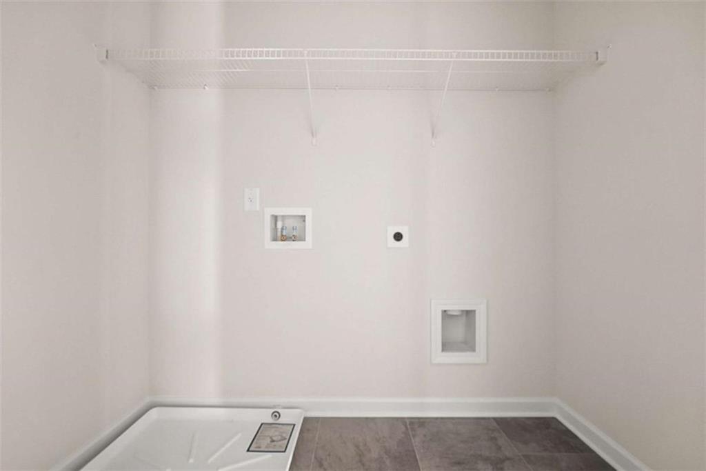 1328 Riverstone Road Jonesboro, GA 30238 - Photo 19 of 26 a view of a small space