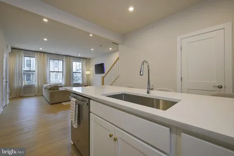 $479,000 | 203 Park Central Terrace, Manassas Park, VA 20111