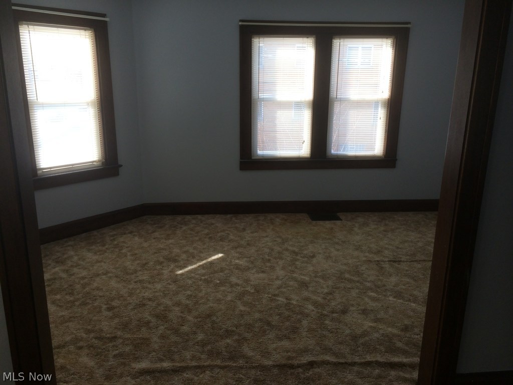 10742 Adeline Road Cleveland, OH 44111 - Photo 10 of 14 Gallery Image 10