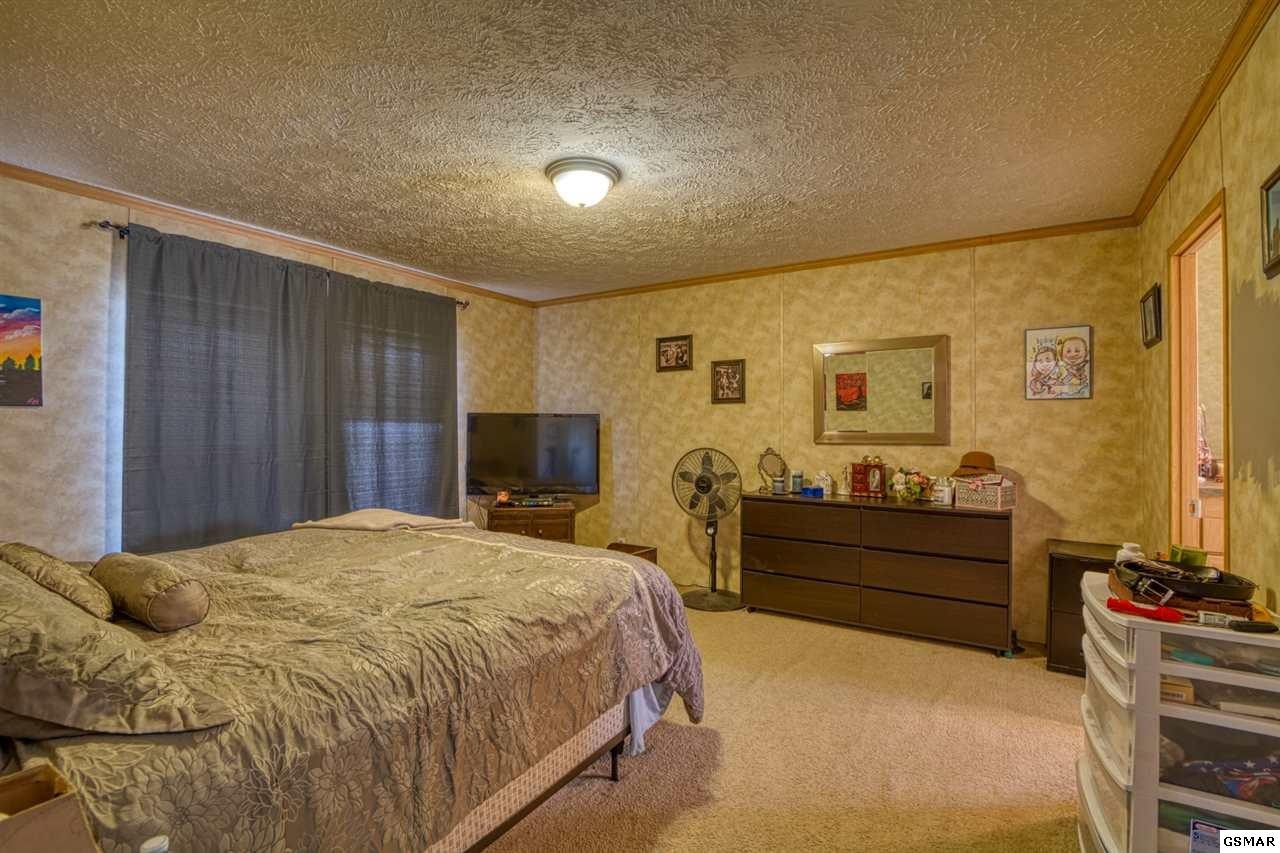 1463 Squire Fox Road Dandridge, TN 37725 - Photo 6 of 15 Gallery Image 6