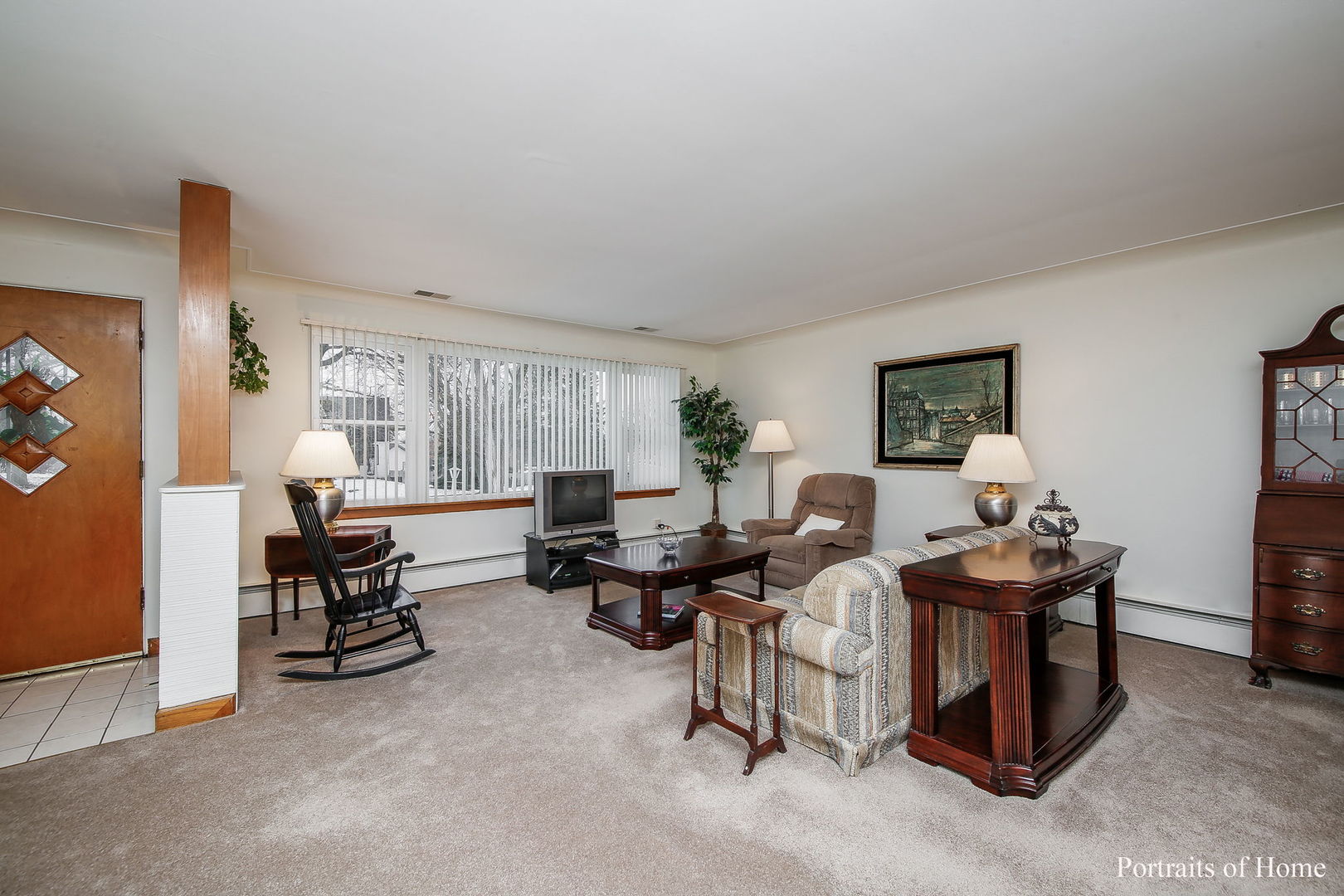 119 Highland Road Willowbrook, IL 60527 - Photo 2 of 10