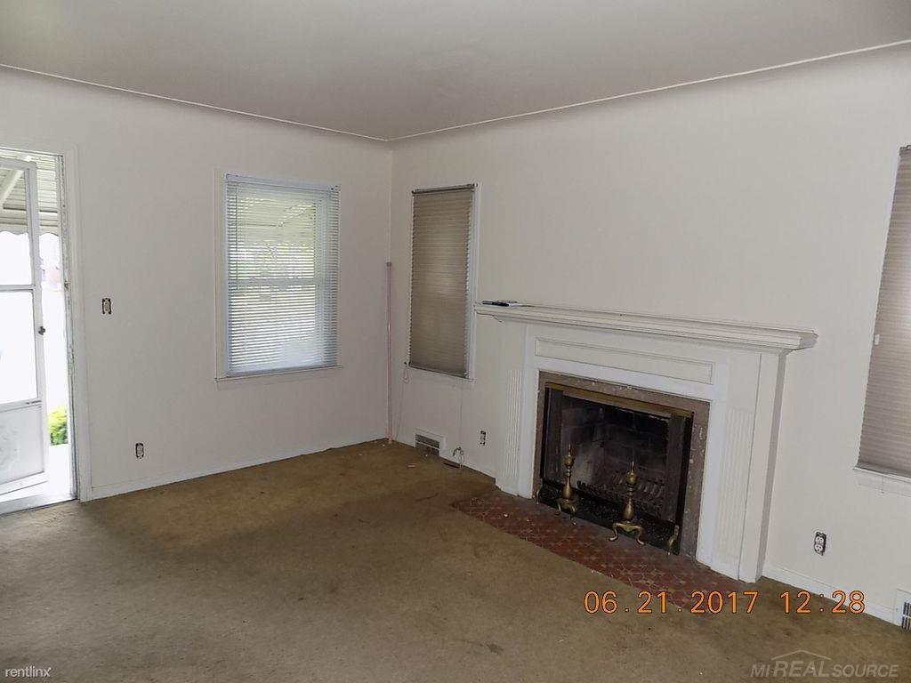 19331 Forrer Street Detroit, MI 48235 - Photo 5 of 8