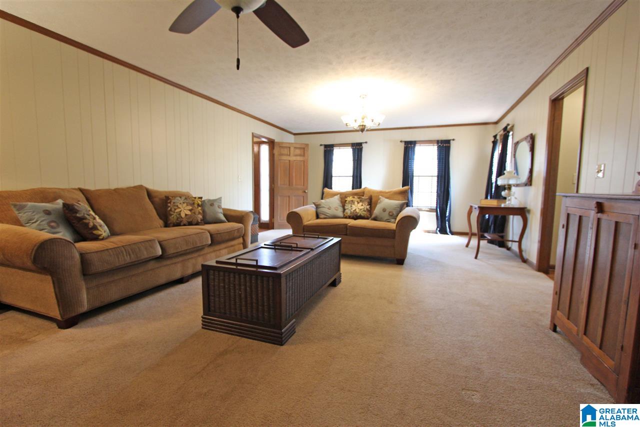 117 Monte Vista Road Oxford, AL 36203 - Photo 3 of 50