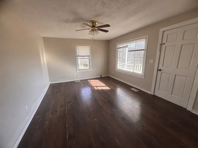 $1,200 | 8 Badger Lane, Carthage, TN 37030