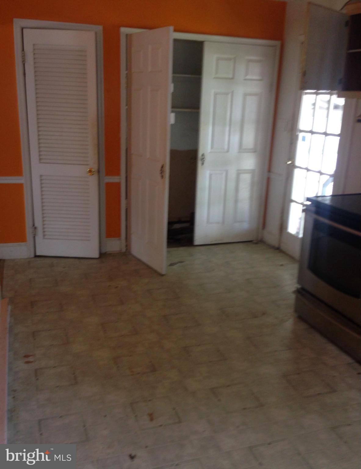 428 Londontown Road Edgewater, MD 21037 - Photo 4 of 13 Dining Room
