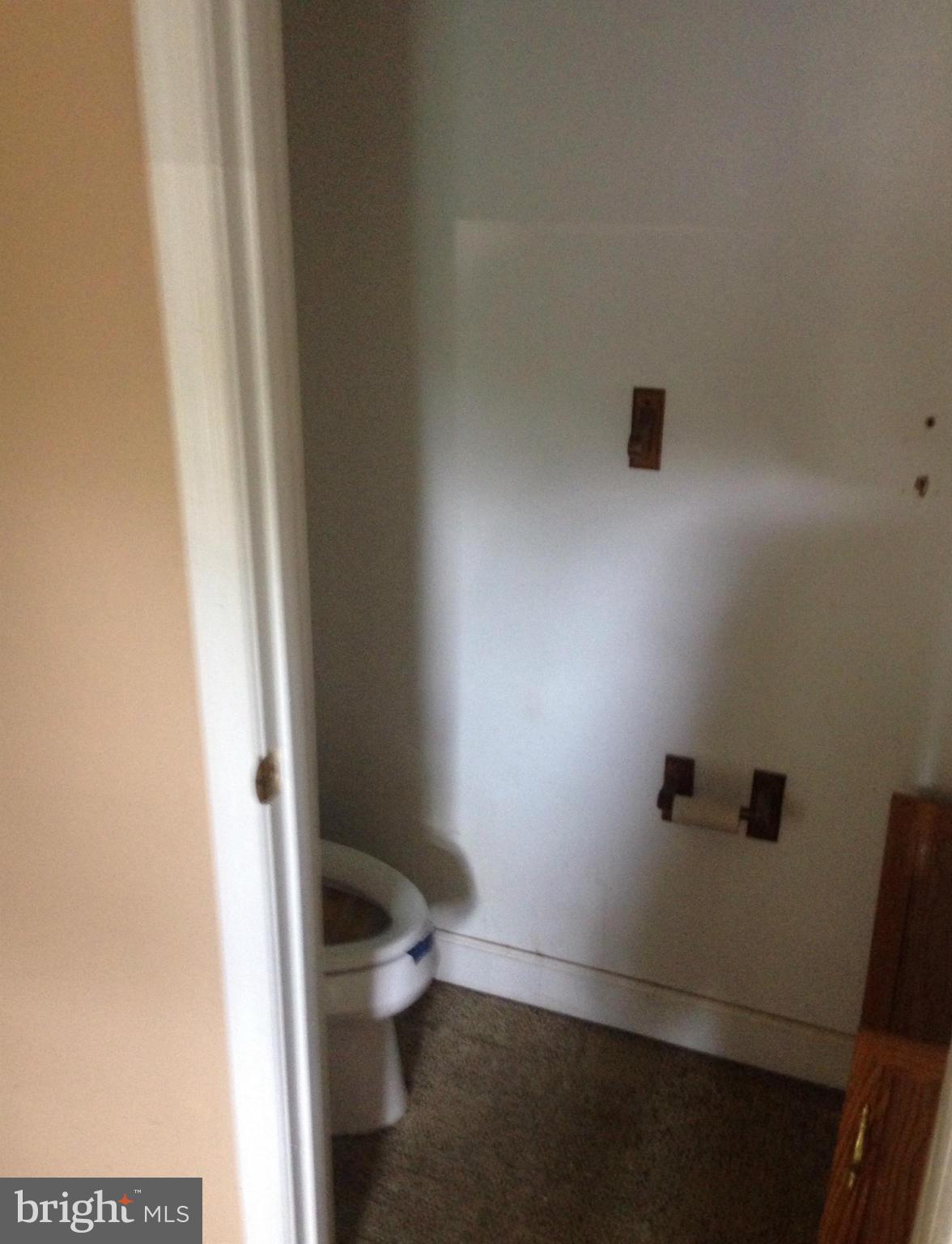428 Londontown Road Edgewater, MD 21037 - Photo 7 of 13 Bath (Master)