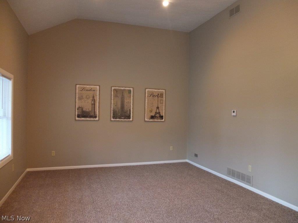 5312 Camp Road Ravenna, OH 44266 - Photo 8 of 22 2 story great room