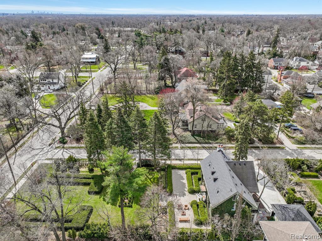 18 Ridge Road Pleasant Ridge, MI 48069 - Photo 53 of 54