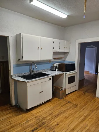 $185,000 | 917 East 7th Street, Duluth, MN 55805