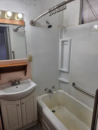 $185,000 | 917 East 7th Street, Duluth, MN 55805