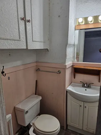 $185,000 | 917 East 7th Street, Duluth, MN 55805