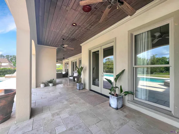 $1,300,000 | 25792 Carnoustie Way, Denham Springs, LA 70726
