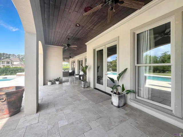 $1,399,900 | 25792 Carnoustie Way, Denham Springs, LA 70726