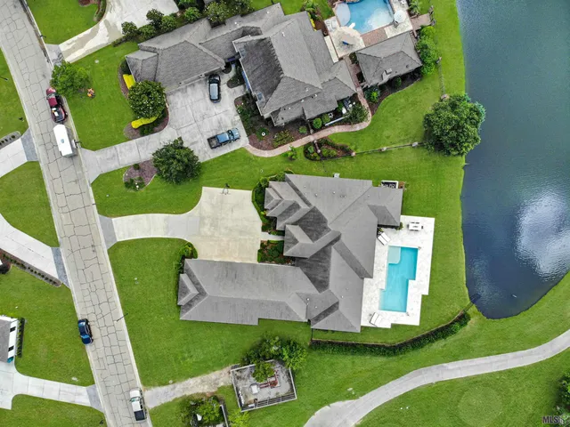 $1,399,900 | 25792 Carnoustie Way, Denham Springs, LA 70726