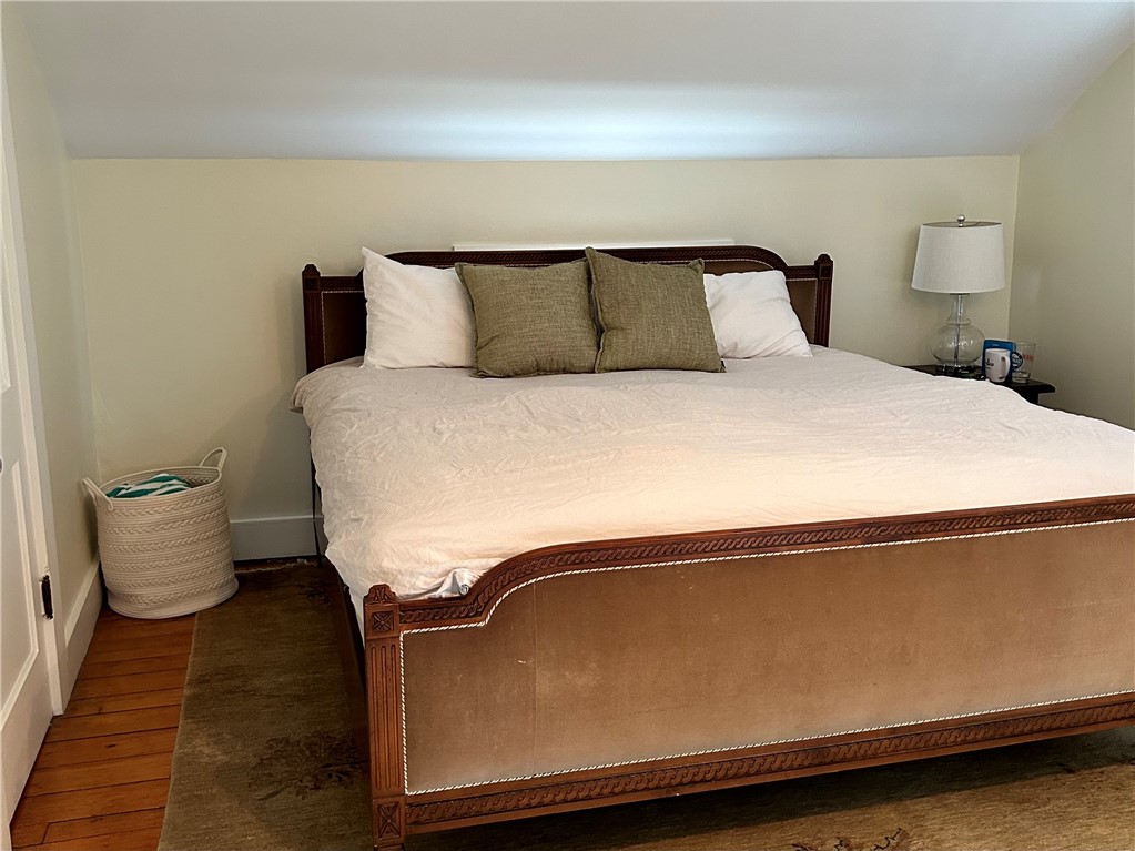 15 Chestnut Street Newport, RI 02840 - Photo 15 of 19