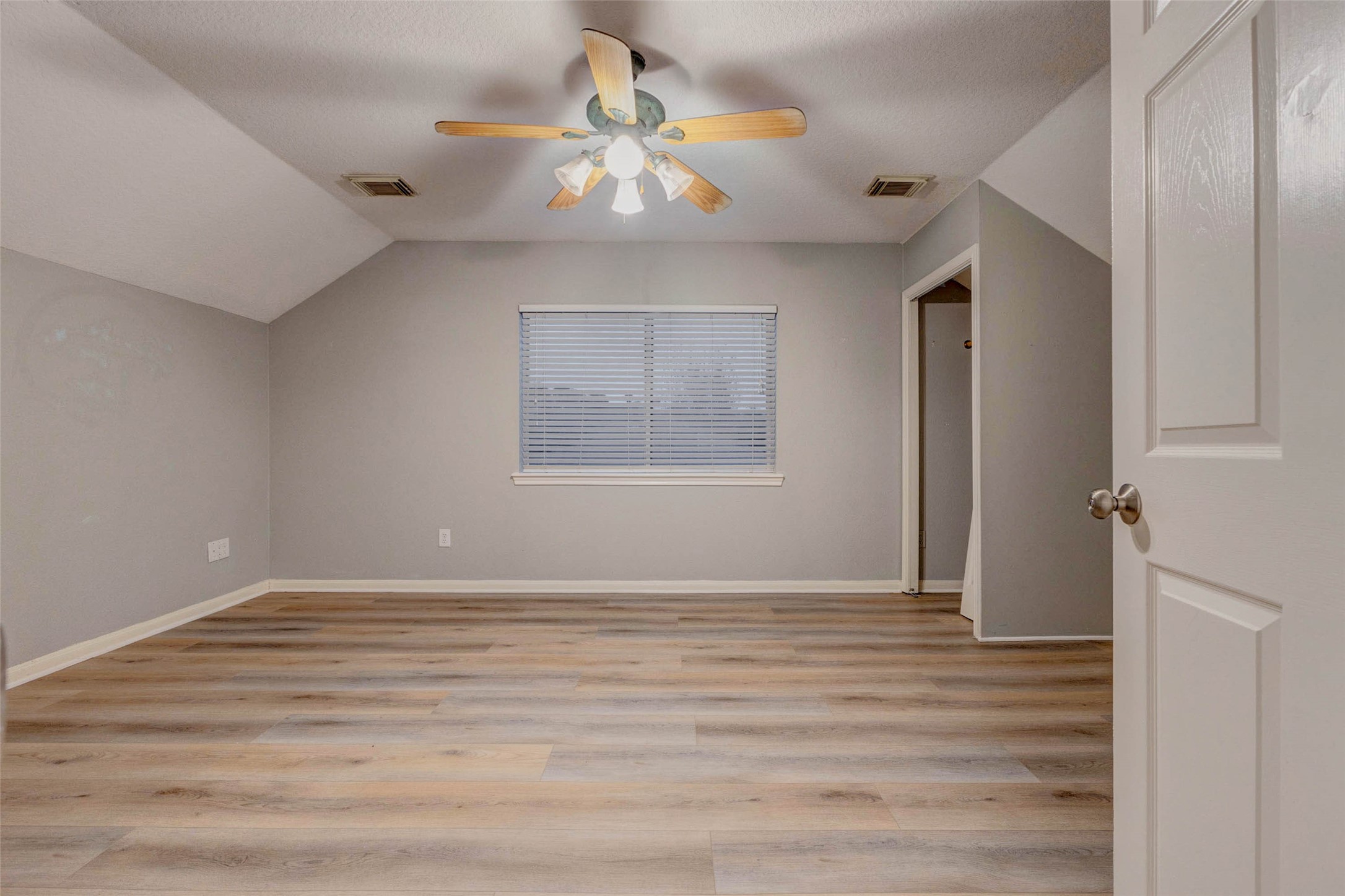 1723 Park Ridge Drive Katy, TX 77450 - Photo 24 of 28 2ND FLOOR/ 4TH OR 5TH BEDROOM OR FLEX