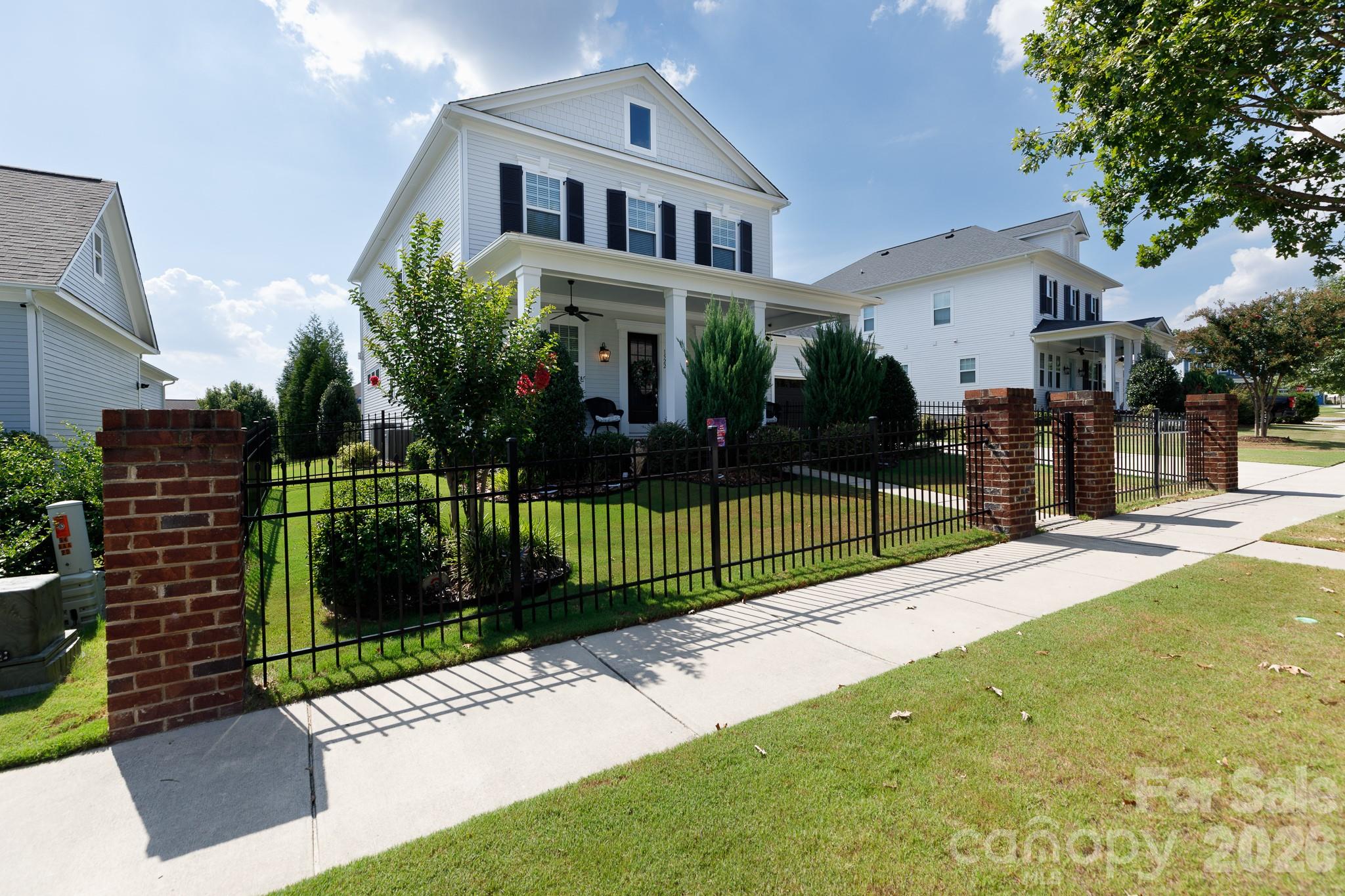 1522 Half Pint Loop Fort Mill, SC 29708 - Photo 2 of 47 Gallery Image 2