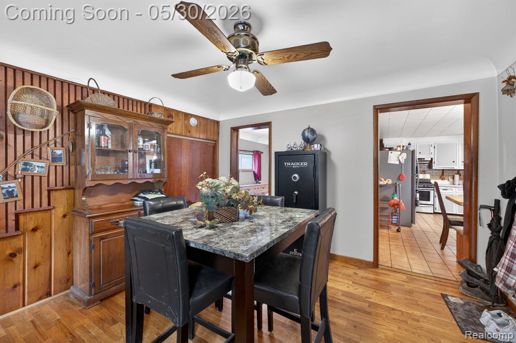 304 West Ridge Street Owosso, MI 48867 - Photo 12 of 45