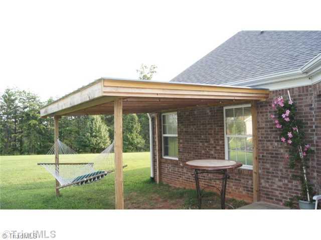 2643 Smith Road Stoneville, NC 27048 - Photo 15 of 16 Exterior Back.