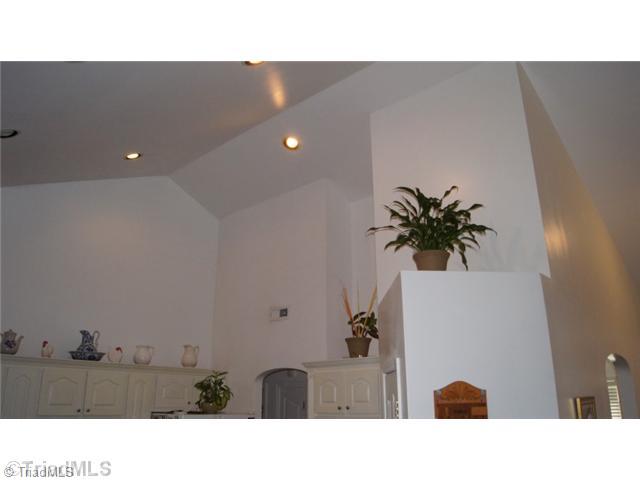 2643 Smith Road Stoneville, NC 27048 - Photo 7 of 16 Kitchen.