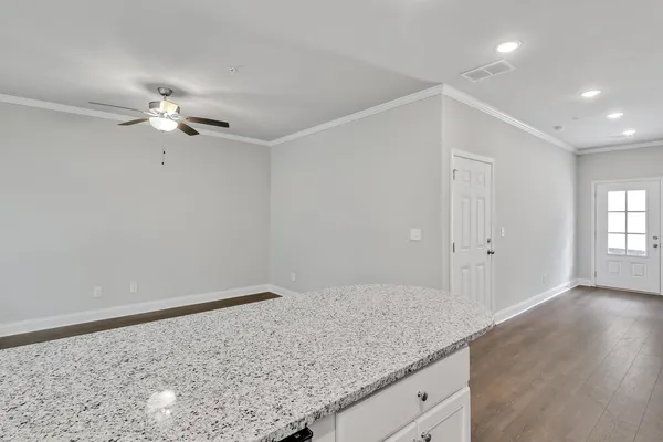 $1,750 | 15 Sprayberry Road, Unit 11, Newnan, GA 30263