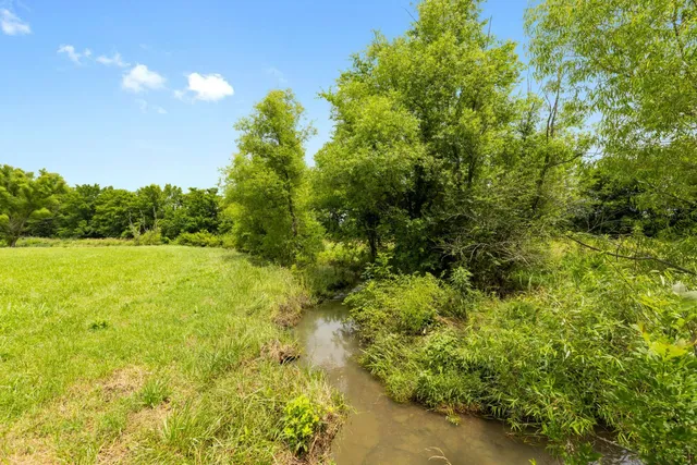 $1,800,000 | 1914 Thompson's Station Road West, Thompson's Station, TN 37179