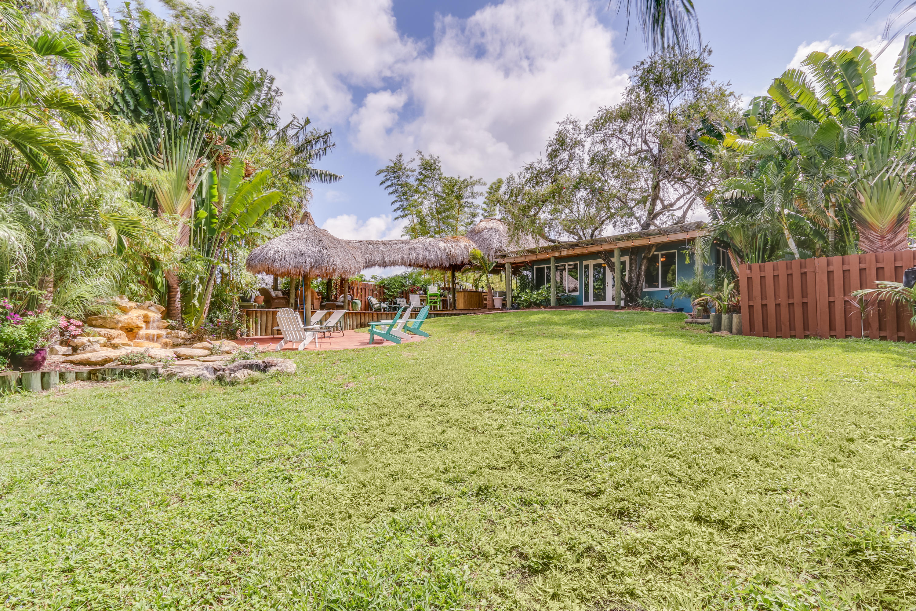 1811 High Ridge Road Lake Worth, FL 33461 - Photo 11 of 39 Back Yard