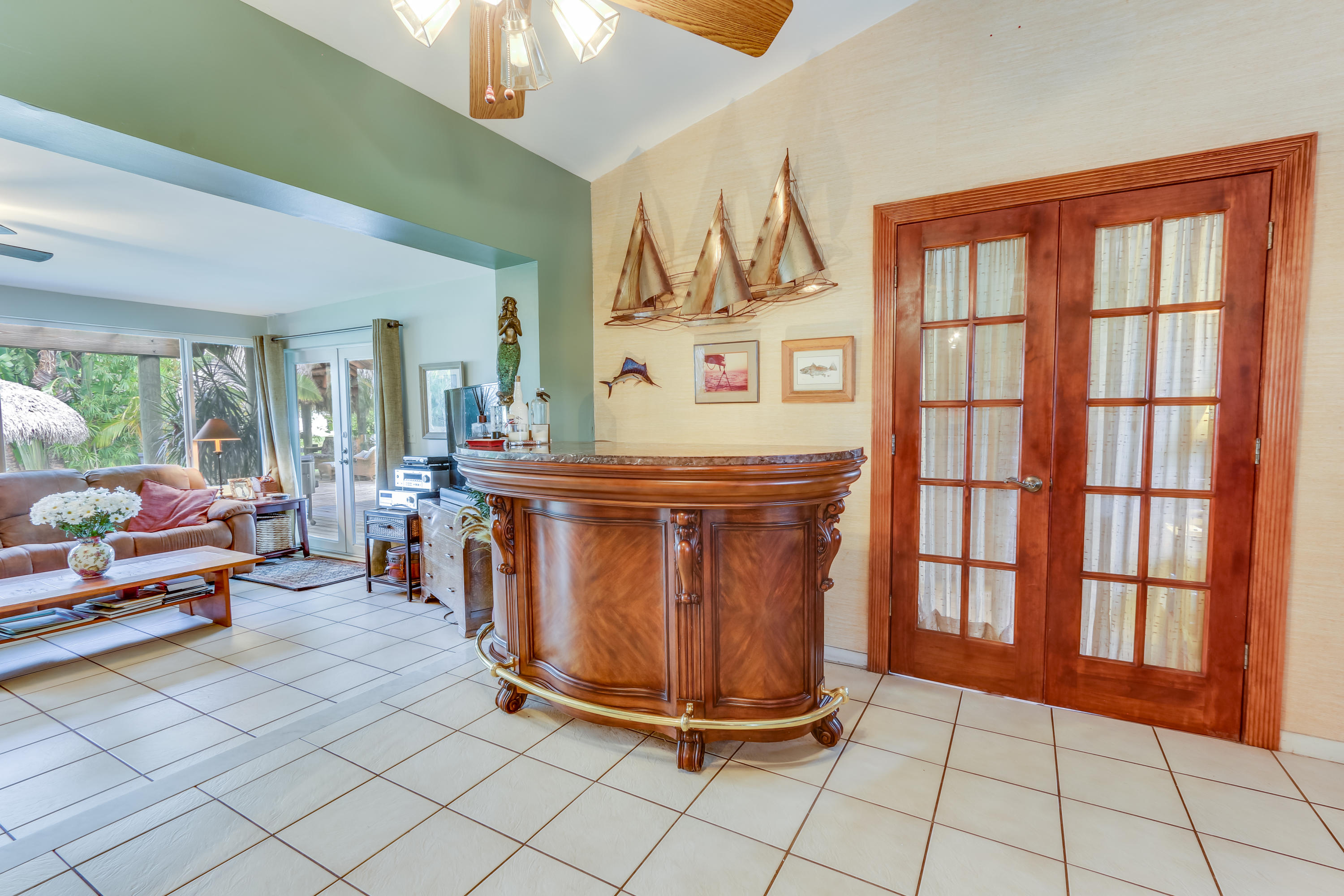 1811 High Ridge Road Lake Worth, FL 33461 - Photo 19 of 39 Bar Area