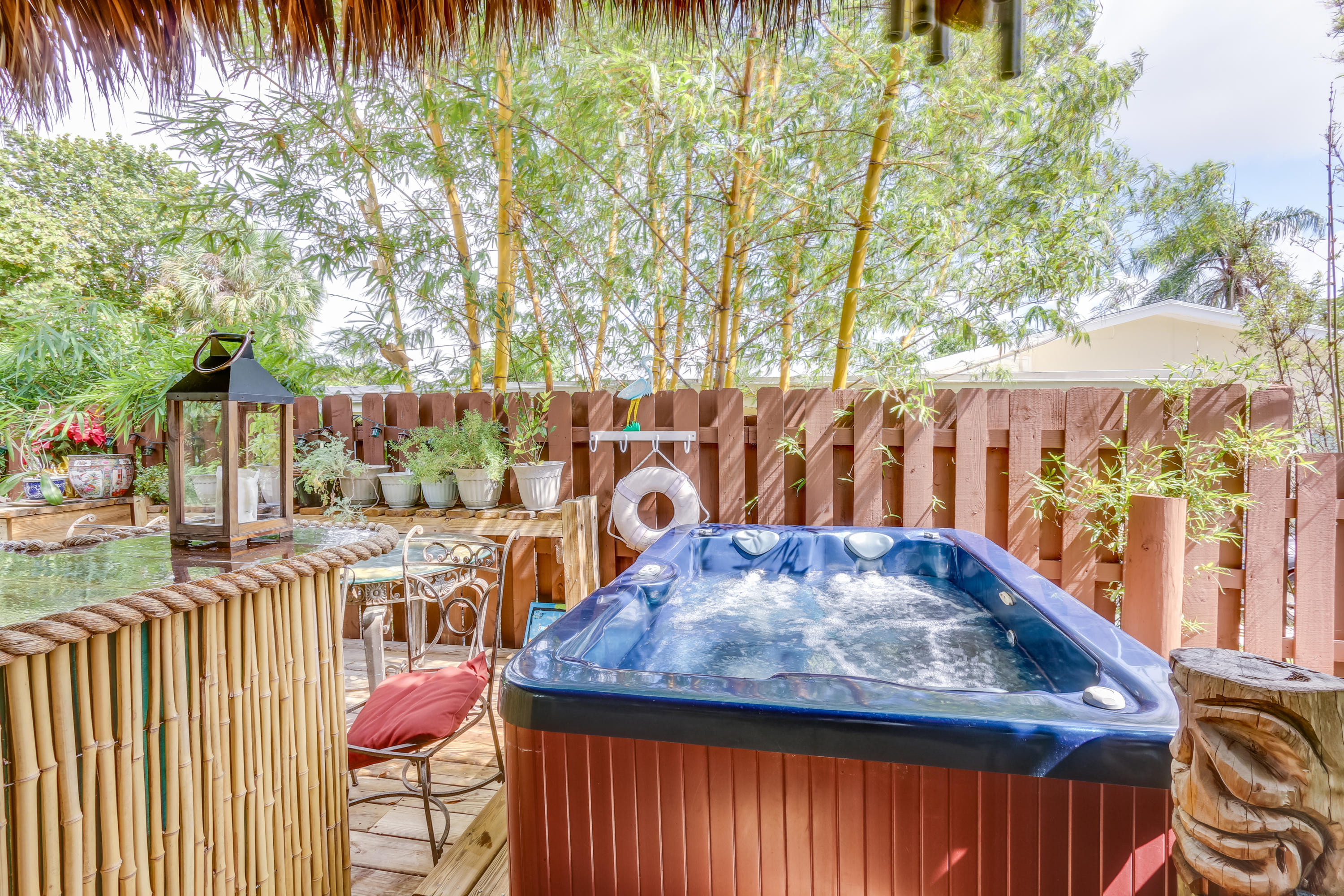 1811 High Ridge Road Lake Worth, FL 33461 - Photo 8 of 39 Hot Tub