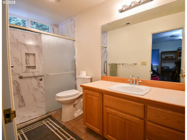 $699,000 | 1356 Southeast Laurel Court, Roseburg, OR 97470